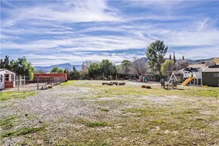 32924 Acklins, Acton, CA 93510 - Photo 13