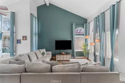 44200 Gillan Avenue, Lancaster, CA 93535 - Photo 3