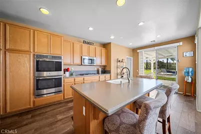 28246 Deer Court, Canyon Country, CA 91351 - Photo 9