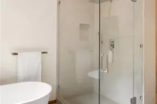 348 S Orange Dr, Los Angeles, CA 90036 - Photo 27