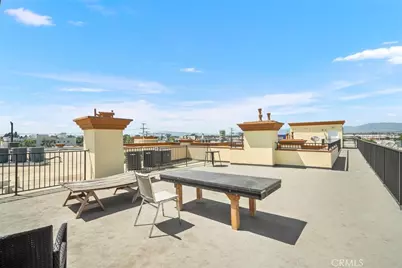 6938 Laurel Canyon Blvd #304, North Hollywood, CA 91605 - Photo 25