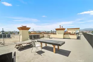 6938 Laurel Canyon Blvd, North Hollywood, CA 91605 - Photo 25