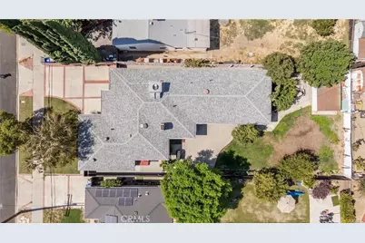 18715 Valerio, Reseda, CA 91335 - Photo 3