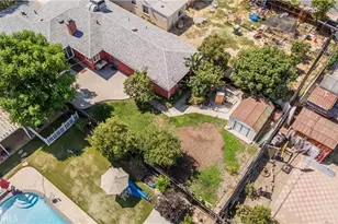 18715 Valerio St, Reseda, CA 91335 - Photo 7