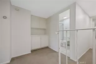 22810 Rio Chico Dr, Valencia, CA 91354 - Photo 23