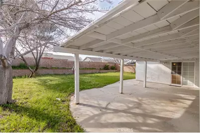 42307 61st St W, Quartz Hill, CA 93535 - Photo 21
