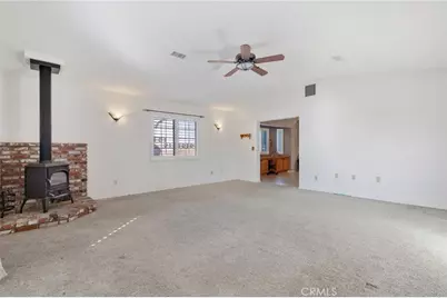 42307 61st St W, Quartz Hill, CA 93535 - Photo 17