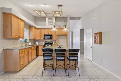 42307 61st St W, Quartz Hill, CA 93535 - Photo 13