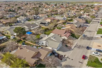 42307 61st St W, Quartz Hill, CA 93535 - Photo 27