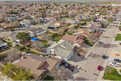 42307 61st St W, Quartz Hill, CA 93535 - Photo 29