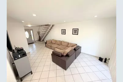 900 E Sagebank, Carson, CA 90746 - Photo 5