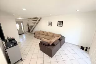 900 E Sagebank, Carson, CA 90746 - Photo 5