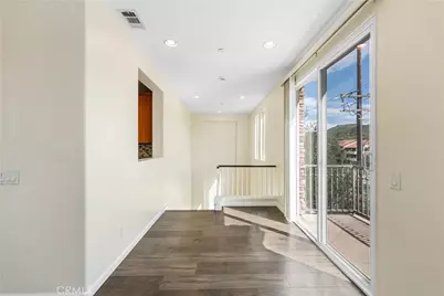27968 Avalon, Canyon Country, CA 91351 - Photo 19