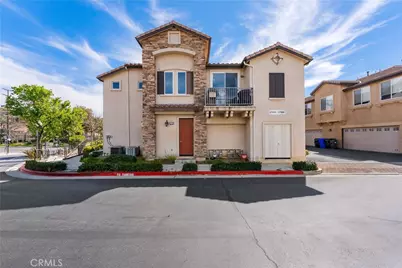 27968 Avalon, Canyon Country, CA 91351 - Photo 3