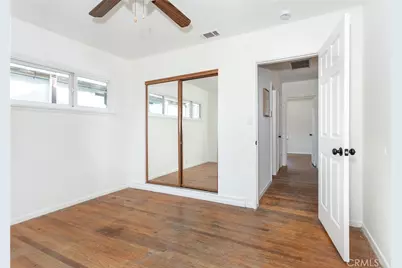 7513 Oak Park, Lake Balboa, CA 91406 - Photo 17