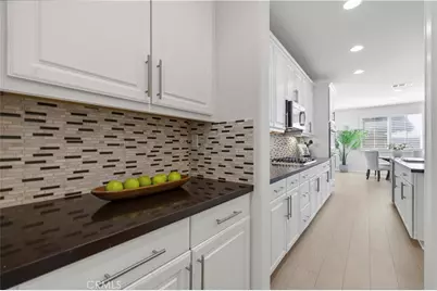 22462 Flatwater Court, Saugus, CA 91350 - Photo 13