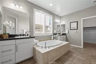 22462 Flatwater Ct, Saugus, CA 91350 - Photo 15