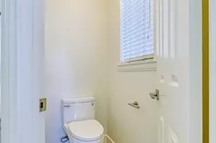 21602 Bedford Way, Saugus, CA 91350 - Photo 11