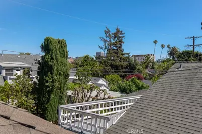 122 N Ridgewood Place, Los Angeles, CA 90004 - Photo 25