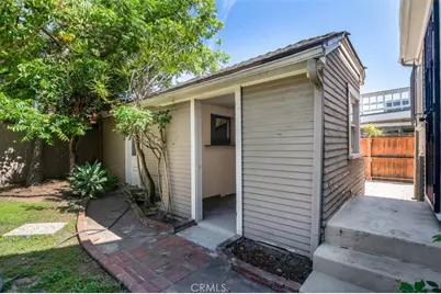 122 N Ridgewood Place, Los Angeles, CA 90004 - Photo 37