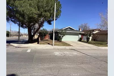 1305 Avnue J3, Lancaster, CA 93535 - Photo 1