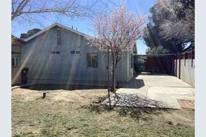 1305 Avnue J3, Lancaster, CA 93535 - Photo 7