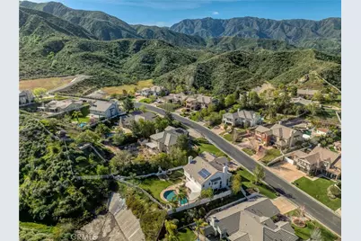 15257 Saddleback, Canyon Country, CA 91387 - Photo 69