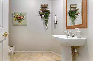 15257 Saddleback, Canyon Country, CA 91387 - Photo 9