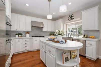 15257 Saddleback, Canyon Country, CA 91387 - Photo 17