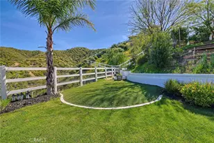 15257 Saddleback, Canyon Country, CA 91387 - Photo 51
