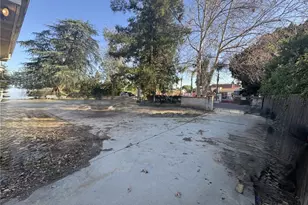 17545 Community St, Northridge, CA 91325 - Photo 9