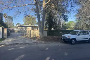 17545 Community St, Northridge, CA 91325 - Photo 9