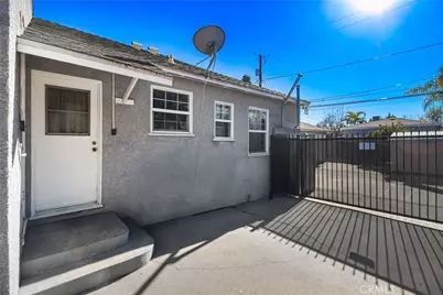 1329 -1331 N Screenland Drive #1329-1331, Burbank, CA 91505 - Photo 27