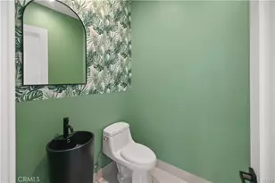 7842 Lasaine Ave, Northridge, CA 91325 - Photo 31