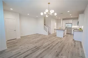 28706 Jardineras Dr, Valencia, CA 91354 - Photo 13