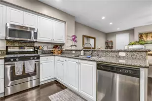 2245 Rolling River Ln, Simi Valley, CA 93063 - Photo 9