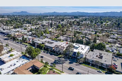 13430 Victory Boulevard, Van Nuys, CA 91401 - Photo 13