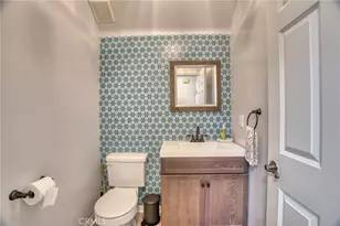 26671 Country Creek Ln, Calabasas, CA 91302 - Photo 15