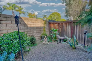 26671 Country Creek Ln, Calabasas, CA 91302 - Photo 41