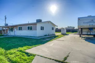 2701 Houchin, Bakersfield, CA 93304 - Photo 3