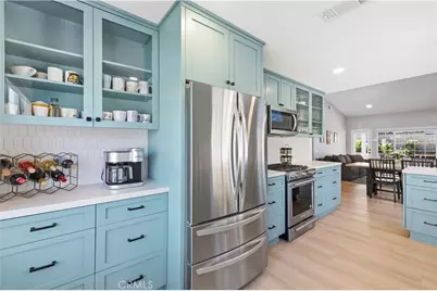 27209 Bidwell Lane, Valencia, CA 91354 - Photo 11