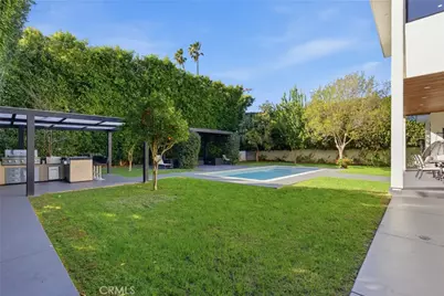 4545 Stern Avenue, Sherman Oaks, CA 91423 - Photo 37