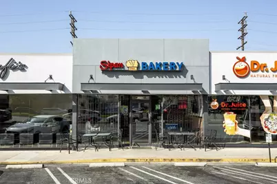 1250 W Glenoaks Boulevard, Glendale, CA 91201 - Photo 1