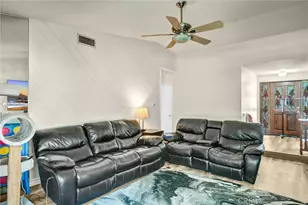 23041 Posada, Valencia, CA 91354 - Photo 11