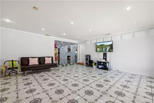 17174 Los Alimos, Granada Hills, CA 91344 - Photo 21