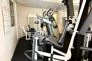 19009 Sherman, Reseda, CA 91335 - Photo 11