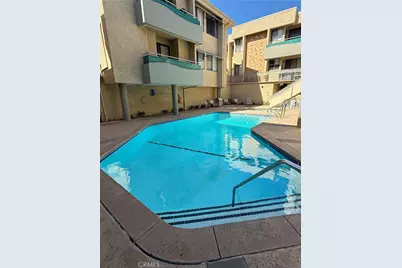 19009 Sherman #16, Reseda, CA 91335 - Photo 13