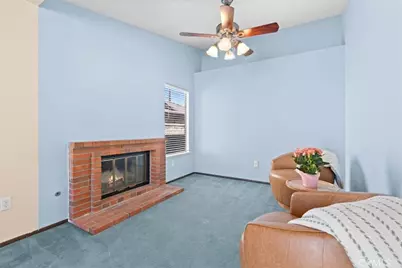 2037 W Avenue P8, Palmdale, CA 93551 - Photo 23