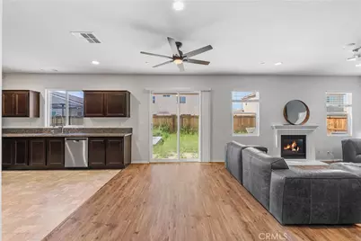 2517 San Madrid Way, Rosamond, CA 93560 - Photo 11
