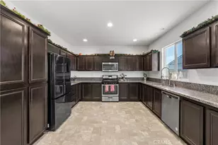 2517 San Madrid Way, Rosamond, CA 93560 - Photo 21